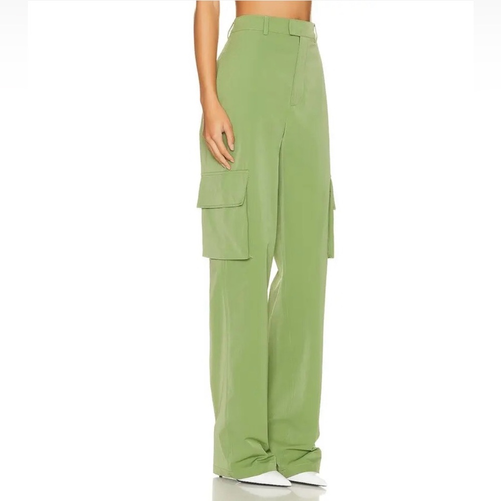 Helsa Tech Gabardine Cargo Trousers in Army Green